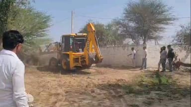 लूनकरनसर: भगत सिंह स्टेडियम के पास नगरपालिका ने अतिक्रमण हटाया