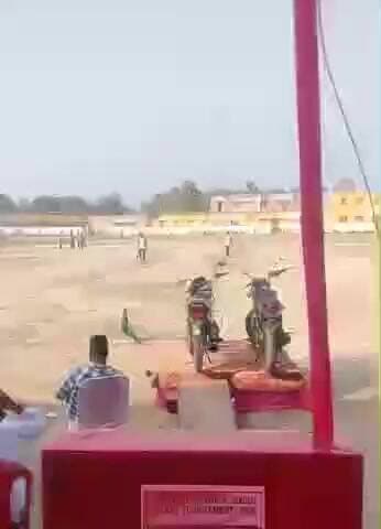 सरायरंजन: बथुआ बुजुर्ग में विजय बाबू क्रिकेट टूर्नामेंट का तीसरा लीग मैच खेला गया