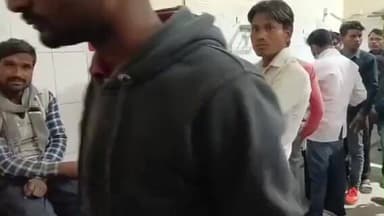 सिधौली: बारा भारी के पास तेज अवतार ऑटो और बाइक में हुई जोरदार टक्कर, तीन लोग हुए घायल