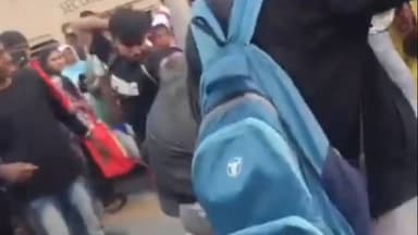 कहलगांव: पीरपैंती रेलवे स्टेशन पर मोबाइल चोरों को राहगीरों ने पकड़ा, वीडियो वायरल