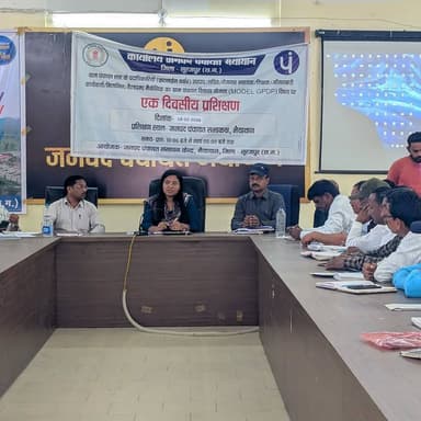 प्रधानमंत्री आवास योजना के अंतर्गत सूरजपुर एवं भैयाथान में पंचायतवार समीक्षा बैठक आयोजित की गई।
अपूर्ण एवं अप्रारंभ आवास...