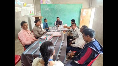 बोर्ड परीक्षा की तैयारियों को लेकर मां शारदा विद्या निकेतन में अहम बैठक संपन्न।