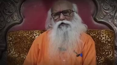 જૂનાગઢ: કીર્તિ પટેલ મુદ્દે બજરંગ બાપુના ઈન્દ્રભારતીબાપુ અને હરિહરાનંદ બાપુ પર ગંભીર આક્ષેપો