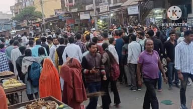 डेहरी: डेहरी-तिलौथू मार्ग पर बड़ा हादसा टला, ओवरटेक में फंसी बाइक