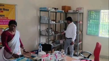 धमदाहा: एसडीएम अनुपम ने एपीएचसी बिशनपुर का किया औचक निरीक्षण, डॉक्टर अनुपस्थित मिले