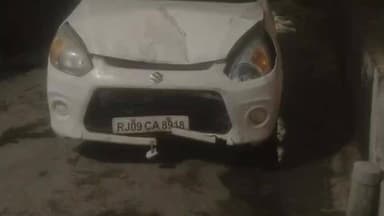 रावतभाटा: रावतभाटा में रफ्तार का कहर: आरपीएस कॉलोनी में कार की टक्कर से दो युवक गंभीर, आरोपी वाहन छोड़कर फरार