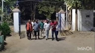 ବୀରମହାରାଜପୁର: ବେପାରୁଆ ଗାଡ଼ି ଚାଳନା ଉପରେ ରୋକ୍ ଲଗାଇବା ପାଇଁ ଅଞ୍ଚଳବାସୀଙ୍କ ପକ୍ଷରୁ ଉଲୁଣ୍ଡା ଥାନାରେ ଆଇଆଇସିଙ୍କୁ ଦାବିପତ୍ର ପ୍ରଦାନ