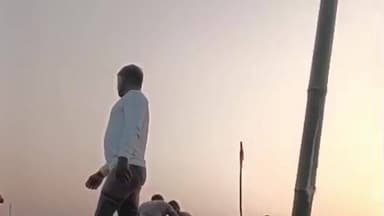 मरौना: मरौना प्रखंड के रसुआर गांव में ग्रामीणों के सहयोग से महा रूद्र यज्ञ का भव्य आयोजन