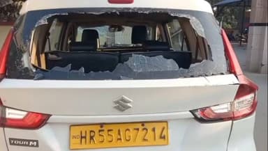 मिलक: बिलासपुर में मामूली बात को लेकर दो पक्षों में मारपीट, एक पक्ष की गाड़ी तोड़ी, चालक की पिटाई, पुलिस जांच में जुटी