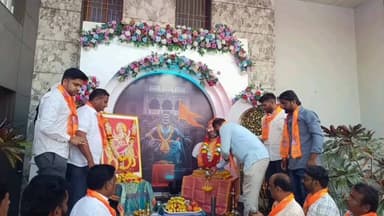 ರಾಯಬಾಗ: ಹಾರೂಗೇರಿ ಪಟ್ಟಣದಲ್ಲಿ ನಡೆದ ಶಿವಾಜಿ ಮಹಾರಾಜರ ಜಯಂತಿ ಆಚರಣೆಯಲ್ಲಿ ಶಾಸಕ ಮಹೇಂದ್ರ ತಮ್ಮಣ್ಣನವರ ಭಾಗಿ