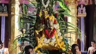 శింగనమల: నీలం పల్లి గ్రామంలోని వర్షం కోసం నాగలింగేశ్వర స్వామికి ప్రత్యేక పూజలు. పాల్గొన్న భక్తులు