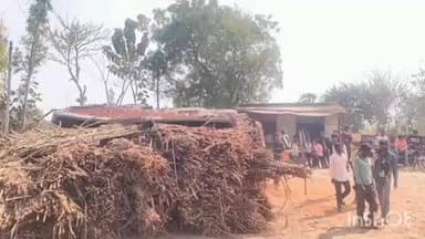 नानपारा: वेलहन महेशपुर क्रय केंद्र पर गन्ना से लदा ट्रक पलटा, ड्राइवर घायल, इलाज जारी