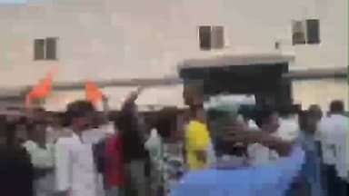 తణుకు: దువ్వ గ్రామంలో ఉదృతత, మోహరించిన పోలీసులు