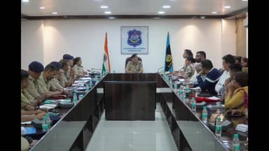 વડોદરા પશ્ચિમ: બોમ્બની ધમકી આપનારાઓએ પોલીસને એલર્ટ કરી,હવે પરીક્ષા પહેલાં જ વર્ગખંડો તપાસી લેવાશે