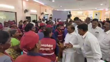 காரைக்குடி: தூய்மை பணியாளர்கள் நல வாரியம் சார்பில், தூய்மை பணியாளர்களுக்கு நலவாரிய அடையாள அட்டைகள் மற்றும் நலத்திட்ட உதவிகள் வழங்கும் விழா