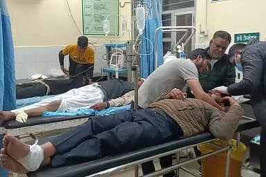 ਮਲੋਟ: ਬਠਿੰਡਾ ਰੋਡ ਤੇ ਆਟੋ ਤੇ ਕਾਰ ਦੀ ਟੱਕਰ ਵਿੱਚ 11 ਜਖ਼ਮੀ