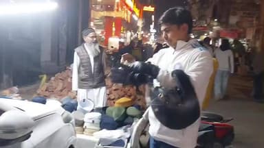 डिफेन्स कॉलोनी: रमजान के पहले दिन शाहीन बाग इलाके के बाजारों में दिखी रौनक