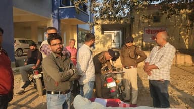 घटना सरमेरा थाना क्षेत्र के स्टेट हाईवे -87
नालंदा में BPSC शिक्षक की सड़क हादसे में मौत,
#viralreelschallenge #trendin...