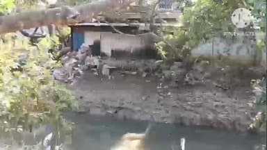 কাকদ্বীপ: কালনাগিনী নদীর জল দূষণ হচ্ছে, এমনকি দুর্গন্ধ ছড়াচ্ছে এলাকায় পঞ্চায়েতের যথাযথ ব্যবস্থা গ্রহণের আশ্বাস