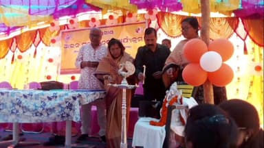 ଦେବଗଡ: ତେଲିମୁଣ୍ଡା ସ୍ଥିତ ନୂତନ ବସଷ୍ଟାଣ୍ଡ ପରିସରରେ ମହିଳାମାନଙ୍କ ପାଇଁ ବ୍ଲକ ସ୍ତରୀୟ ଆଇନ ସଚେତନତା କର୍ମଶାଳା