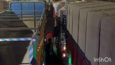 हिसुआ: हिसुआ बाजार में लगी जाम के दौरान ट्रक चालकों ने बनाया वीडियो, अतिक्रमण करने वालों पर कार्रवाई की मांग की