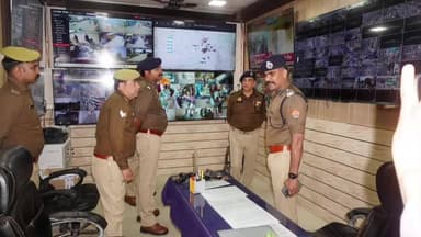 बिलासपुर: डीआईजी मुनिराज ने पुलिस कंट्रोल रूम और डायल 112 का वार्षिक निरीक्षण किया