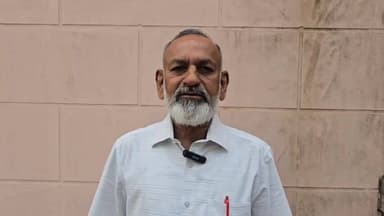 ઉમરપાડા: રામ કબીર શાળા ખાતે ધોરણ 10 અને 12 ની પરીક્ષાને લઈને વિધાર્થીઓને માર્ગ દર્શન આપવામાં આવ્યું