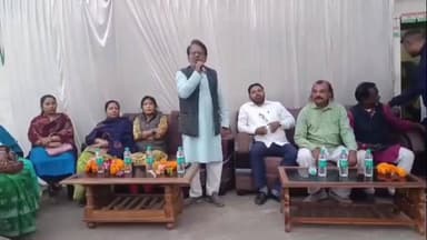 কাশীপুর: ভোটের আগে তৃণমূলের জনসংযোগ,আদ্রা শহর তৃণমুল কংগ্রেস এর উদ্যোগে আদ্রায় তৃণমূল কংগ্রেসের "লক্ষী এলো ঘরে" কর্মসূচি