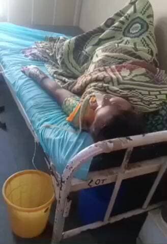 గుంతకల్లు: బసినేపల్లి గ్రామంలో సులోచన అనే మహిళ పురుగుల మందు తాగి ఆత్మహత్యాయత్నం, ఆస్పత్రికి తరలింపు ఈ పిల్లలు