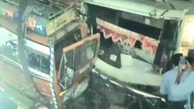 ભરૂચ: દહેજ SEZ-1 પાસે બસ-ટેમ્પો ટક્કર:GFL-1 કંપનીના કામદારો ઈજાગ્રસ્ત, મધરાતે અકસ્માત