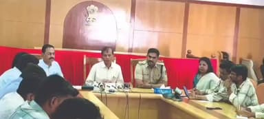 ದಾವಣಗೆರೆ: ದಾವಣಗೆರೆ ದಕ್ಷಿಣ ವಿಧಾನಸಭಾ ಕ್ಷೇತ್ರ, ಅಂತಿಮ ಮತದಾರರ ಪಟ್ಟಿ ಪ್ರಕಟ; ಹೆಸರು ಪರಿಶೀಲಿಸಲು ನಗರದಲ್ಲಿ ಜಿಲ್ಲಾಧಿಕಾರಿಗಳ ಮನವಿ