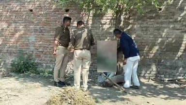 पीलीभीत: गांव डूडा में पेड़ से लटका मिला दिव्यांग युवक का शव, हत्या या आत्महत्या की गुत्थी में उलझी पुलिस