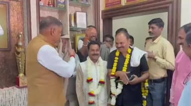 गोटेगांव: पूर्व राज्यमंत्री ने नवनियुक्त भाजपा जिला उपाध्यक्ष का आत्मीय स्वागत किया, नई जिम्मेदारी के लिए दी शुभकामनाएं