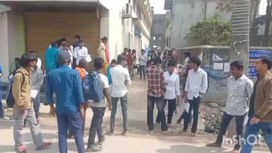 फारबिसगंज: फारबिसगंज में बिहार बोर्ड की मैट्रिक परीक्षा शांतिपूर्ण ढंग से जारी है