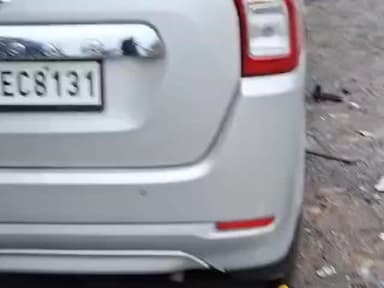 शुजालपुर: शुजालपुर-आष्टा रोड पर भीषण टक्कर, वेगनआर और मारुति वैन भिड़ीं, एक बुजुर्ग गंभीर