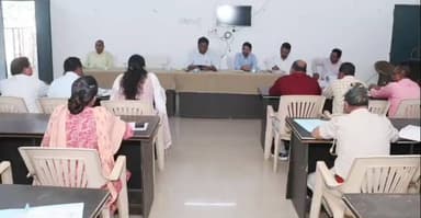 भानुप्रतापपुर: संभागायुक्त डोमन सिंह का चारामा-भानुप्रतापपुर प्रवास, योजनाओं एवं संस्थानों का किया निरीक्षण