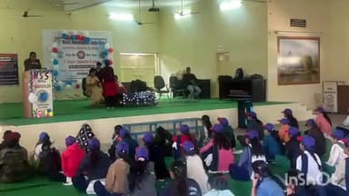 चरखी दादरी: छात्राओं को साइबर ठगी और डिजिटल अरेस्ट स्कैम से बचने के लिए बताए गए उपाय