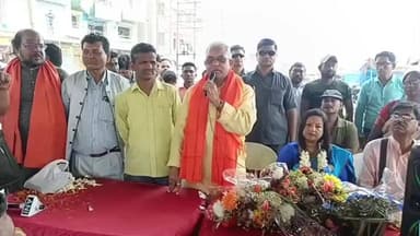 কোলাঘাট: বাংলাকে পরিবর্তন করতে চাই চা চক্রে এসে বললেন BJPরাজ্যের প্রাক্তন সভাপতি দিলীপ ঘোষ