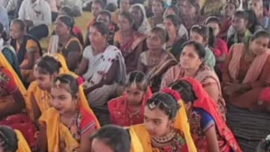 ધરમપુર: તાલુકાના નાની કાંગવીમાં વિરાટ હિન્દુ સંમેલન યોજાયું સંતોએ ધર્મ સંસ્કૃતિના રક્ષણ માટે એક થવા કર્યું આહવાન