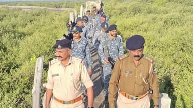 જામનગર શહેર: મરીન ટાસ્ક ફોર્સ જામનગર દ્વારા દરિયાઈ સુરક્ષાને વધુ મજબૂત બનાવવા પેટ્રોલિંગ હાથ ધરવામાં આવ્યું