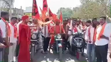 ಗುಳೇದಗುಡ್ಡ: ಪಟ್ಟಣದಲ್ಲಿ ವಿಜೃಂಭಣೆಯಿಂದ ಜರುಗಿದ ಶಿವಾಜಿ ಮಹಾರಾಜರ್ ಮೂರ್ತಿ ಮೆರವಣಿಗೆ, ಯುವಕರಿಂದ ಆಕರ್ಷಕ ಬೈಕ್ ರ್ಯಾಲಿ