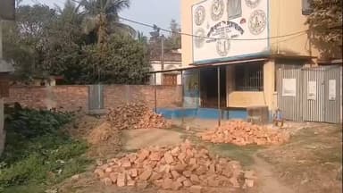 বামনগোলা: বামনগোলায় সুস্বাস্থ্য কেন্দ্রের জমি নিয়ে বিতর্ক, তদন্তের নির্দেশ