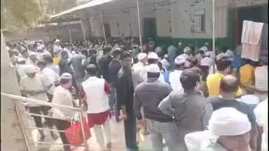 बिहार: रमजान के मौके पर बिहार शरीफ की विभिन्न मस्जिदों में अदा की गई पहली जुमे की नमाज