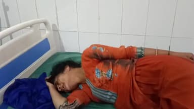 पुवायां: जमीनी विवाद में अधिवक्ता की पत्नी से हुई मारपीट, गंभीर हालत में जिला अस्पताल किया गया रेफर