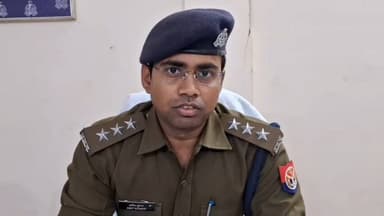 अवैध खनन पर कार्रवाई:
सीओ ओबरा अमित कुमार की टीम ने 1 आरोपी गिरफ्तार किया, 1 हाइवा सीज।
#sonbhadra #सोनभद्र #up