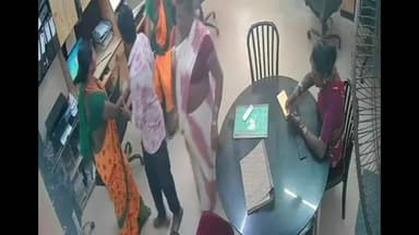 திருவள்ளூர்: கும்முடிபூண்டி சிப்காட் சிட்கோ மற்றும் அதை சுற்றி உள்ள பகுதிகளில் திருநங்கைகள் தொந்தரவு அதிகரித்து உள்ளதாக குற்றச்சாட்டு.