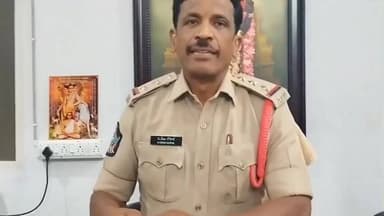 పత్తికొండ: పత్తికొండ డివిజన్ పరిధిలో చైన్ స్నాచింగ్ పై పోలీసులు ప్రజలకు సూచనలు