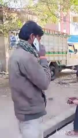 उन्नाव: बिहार थाना क्षेत्र में सड़क हादसे में रायबरेली निवासी मजदूर की हुई मौत, पोस्टमार्टम हाउस पहुंचे परिजन बेहाल