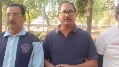 శ్రీకాకుళం: అసమానతలు లేని సమాజ స్థాపన మనందరి కర్తవ్య మని, దీని కోసం ప్రతీ ఒక్కరూ విధిగా కృషి చేయాలన్నజిల్లా ఓ క్లబ్ ప్రతినిధులు