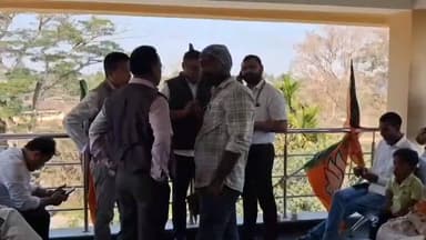 তিনিচুকীয়া: সদৰত জিলা বিজেপি কাৰ্যালয়ত মণ্ডল সমিতিৰ ভোট গ্ৰহণ সম্পন্ন